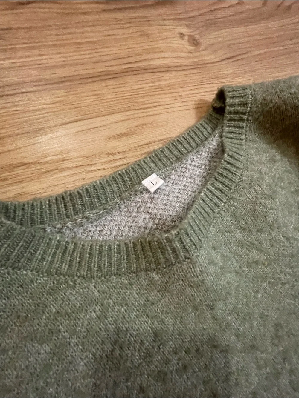 Cozy Olive Green Daisy-Print Sweater